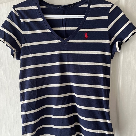 Ralph Lauren v-neck t-shirt - Picture 1 of 2